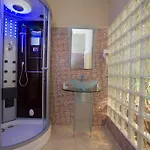 Hotell Bow Garden 3*