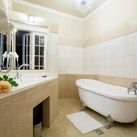 Szálloda Bow Garden 3*