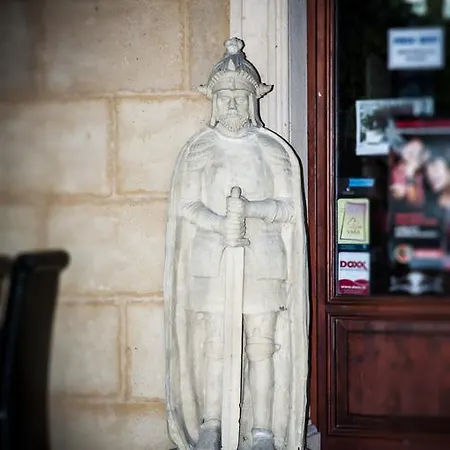 Bow Garden 3* Komárno