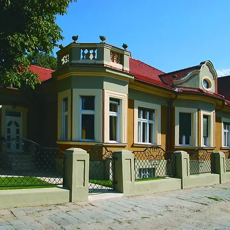 Hotel Hotel Bow Garden Komarno
