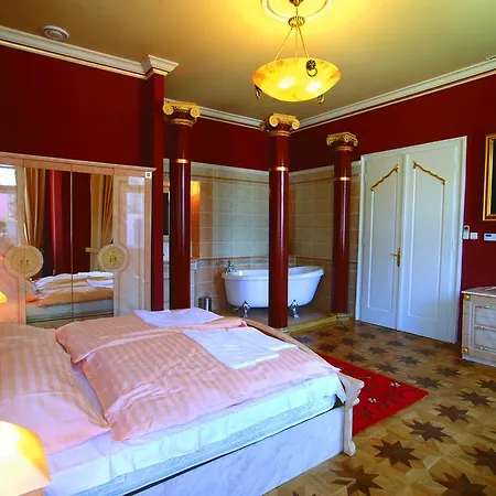 Hotel Bow Garden 3*