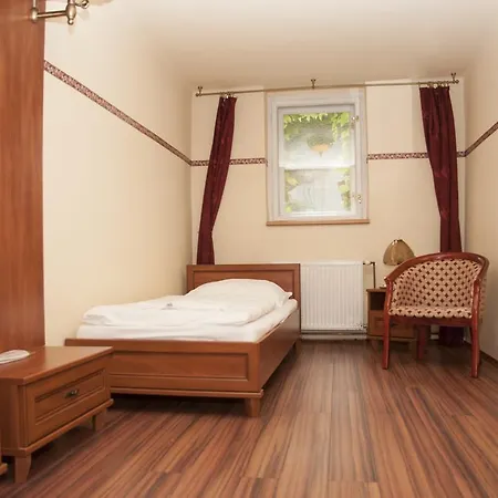 Hotel Bow Garden 3*